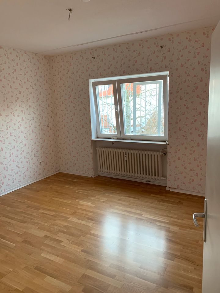 Wohnung zu vermieten Harleshausen 4 Zimmer Super Lage 104 qm in Kassel
