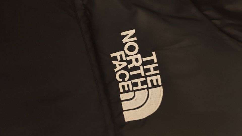 The North Face leichte Daunen Steppweste schwarz L XL unisex neu in Saarbrücken