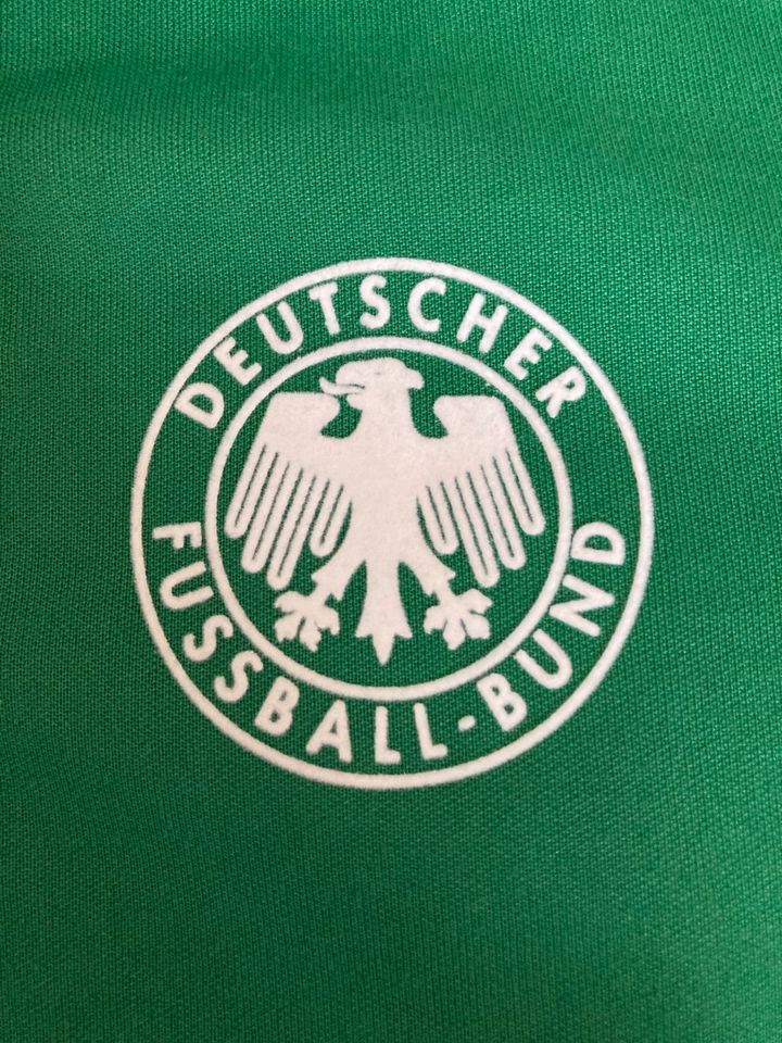adidas DFB Jacke Sportjacke Trainingsjacke WM 1994 grün - Größe M in Leipzig