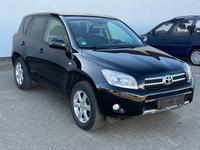Toyota RAV4 4x4 - 2.Hand - Scheckheftgepflegt ! TÜV NEU Nordrhein-Westfalen - Bornheim Vorschau