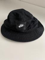 Nike Sommerhut schwarz klein Hessen - Heppenheim (Bergstraße) Vorschau