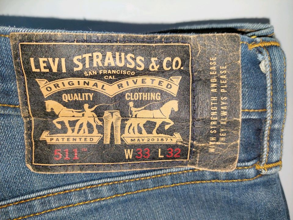 Levis Levi Strauss 511 W33 L32 Jeans Hose Levi's in Fürstenfeldbruck