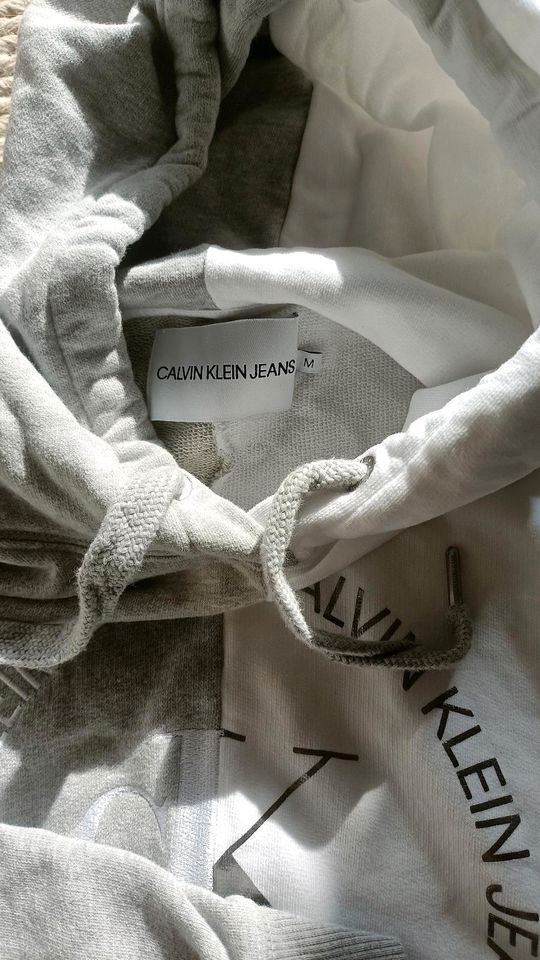 Calvin Klein Gr M Pullover Hoodie crop top kurz Kapuzenpullover in Georgsmarienhütte