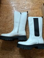 UGG Ashton Plateaustiefel Leder weiß Gr.39 Neu mit Karton Nordrhein-Westfalen - Bad Oeynhausen Vorschau