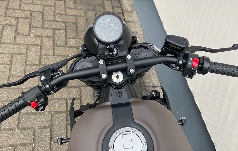 Brixton Crossfire 125i ABS Café Racer in Eisleben