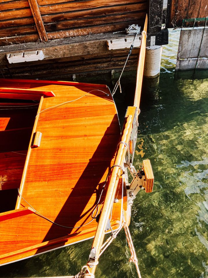 Bootsschuppen mit Segelboot in Waren (Müritz) zu verkaufen in Waren (Müritz)