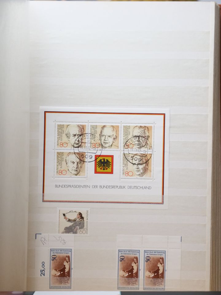 Briefmarken hauptsächlich Deutschland 80ger in Reiskirchen