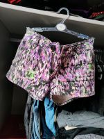 Bunte Hotpants Bayern - Augsburg Vorschau