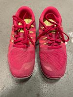 Rote Nike Schuhe original Duisburg - Meiderich/Beeck Vorschau