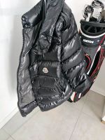 Moncler Weste Gr. 4 fast neu Hessen - Bad Nauheim Vorschau