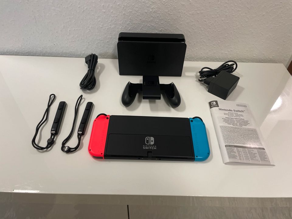 Nintendo Switch OLED|Neon-rot/blau|TOP|OVP|Anlieferung✅ in Viersen