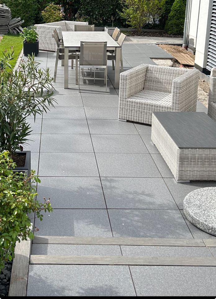 Terrassenplatten Feinsteinzeug 50qm in 60x60x2 cm in Euskirchen