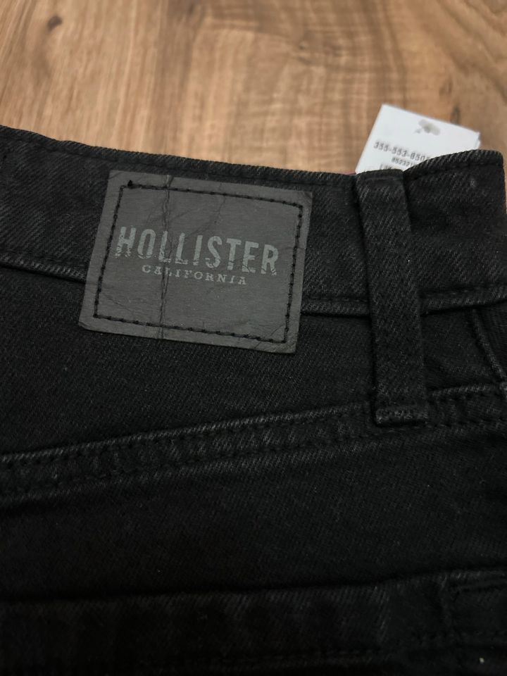 Hollister Dad Jean , Black , Jeans , Neu , Mit Etikett Gr. W 26 L in Nuthetal