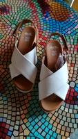 Ara Sandale Weiss/Cognac Gr. 37 NEU Sachsen-Anhalt - Zörbig Vorschau