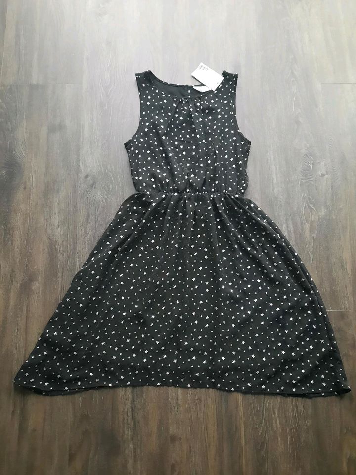 H&M * Kleid * Gr.146 * Mädchen * NEU in Wolfsburg