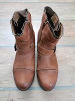 Bugatti Stiefel/Stiefeletten Neuwertig Gr.41 Niedersachsen - Nienburg (Weser) Vorschau