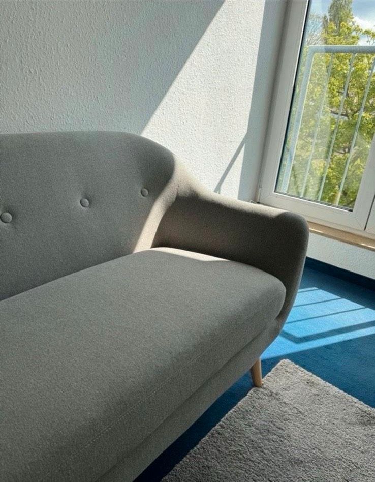 Minimalisten Sofa / 2 Sitzer von Jysk (Egedal) in Herne