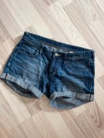 H&M 170 Mädchen Jeans kurze Hose Nordrhein-Westfalen - Düren Vorschau