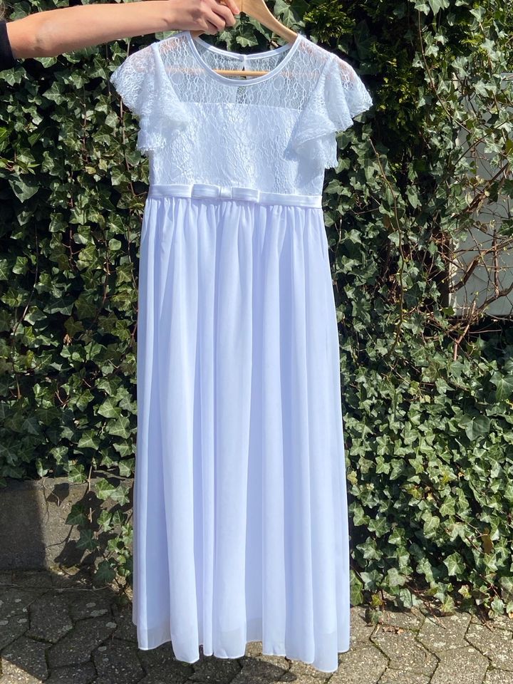 Kleid für Hochzeit oder Kommunion in Haan