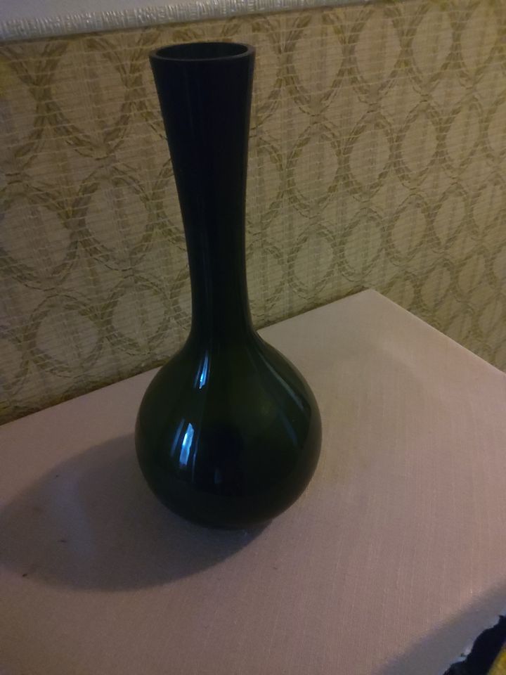 Blumenvase,  Bodenvase, Vase, Glas, grün/schwarz, alt in Ense