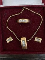 Set Modeschmuck Gold mit Steinen. Halskette Ohrringe und Ring Bayern - Maisach Vorschau