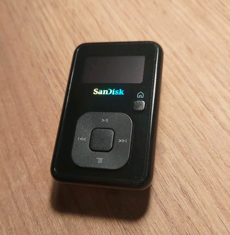 SanDisk Sansa Clip+ 8GB schwarz in Göttingen