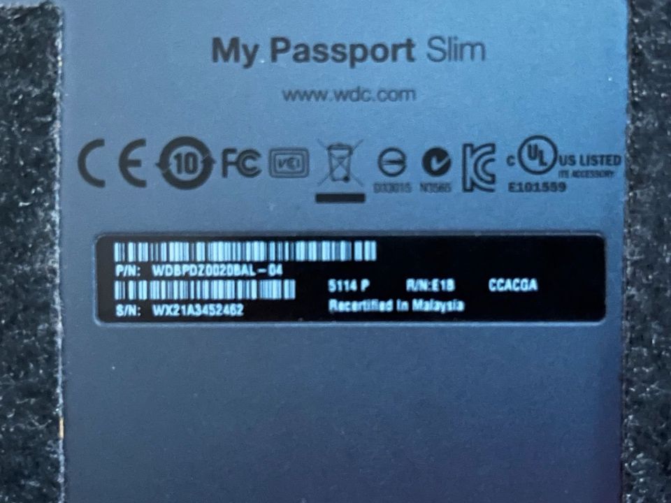 2TB WESTERN DIGITAL (WD) - My Passport SLIM Festplatte, silber in Dossenheim