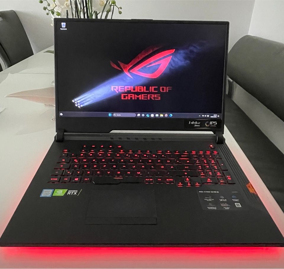 Asus Rog Strix Scar III in Nürnberg (Mittelfr)