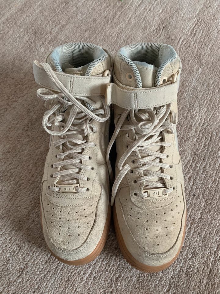 Nike Air Force1 beige Gr. 40,5 (9) High in Issum