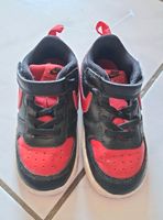 Kinderschuhe Schuhe Nike rot Turnschuhe Sneaker Baden-Württemberg - Wolfschlugen Vorschau