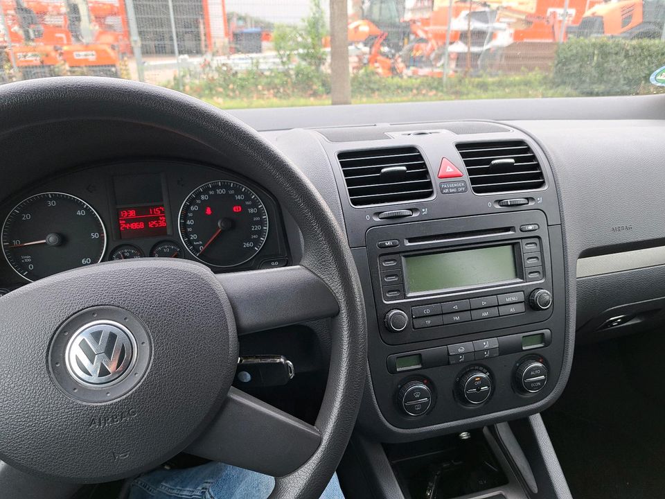 VW Golf 5, Diesel 1.9 in Offenburg