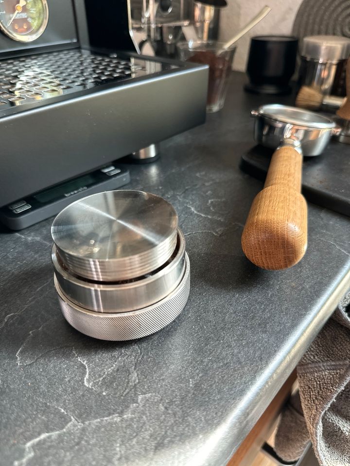 Tamper 58mm - Saint Anthonies The New Levy Walnut in Köln