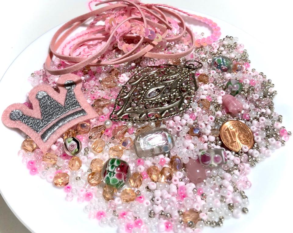 Glasperlen, Perlenkonvolut, 100gr., rosa, weiss, Perlen basteln in Mülheim (Ruhr)