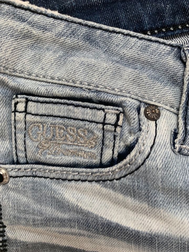 Guess Jeans Größe 27 in Baldham