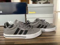 Kinder Schuhe Adidas 35 Nordrhein-Westfalen - Beverungen Vorschau