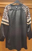 Kleid / Sweatshirt  Gr. 42-44 Sachsen - Rabenau Vorschau