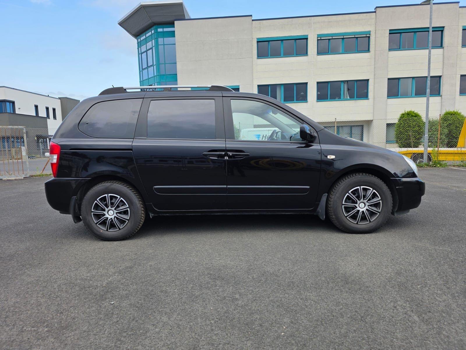 Abbildung des Autos Kia Carnival 2.9 CRDi LX…