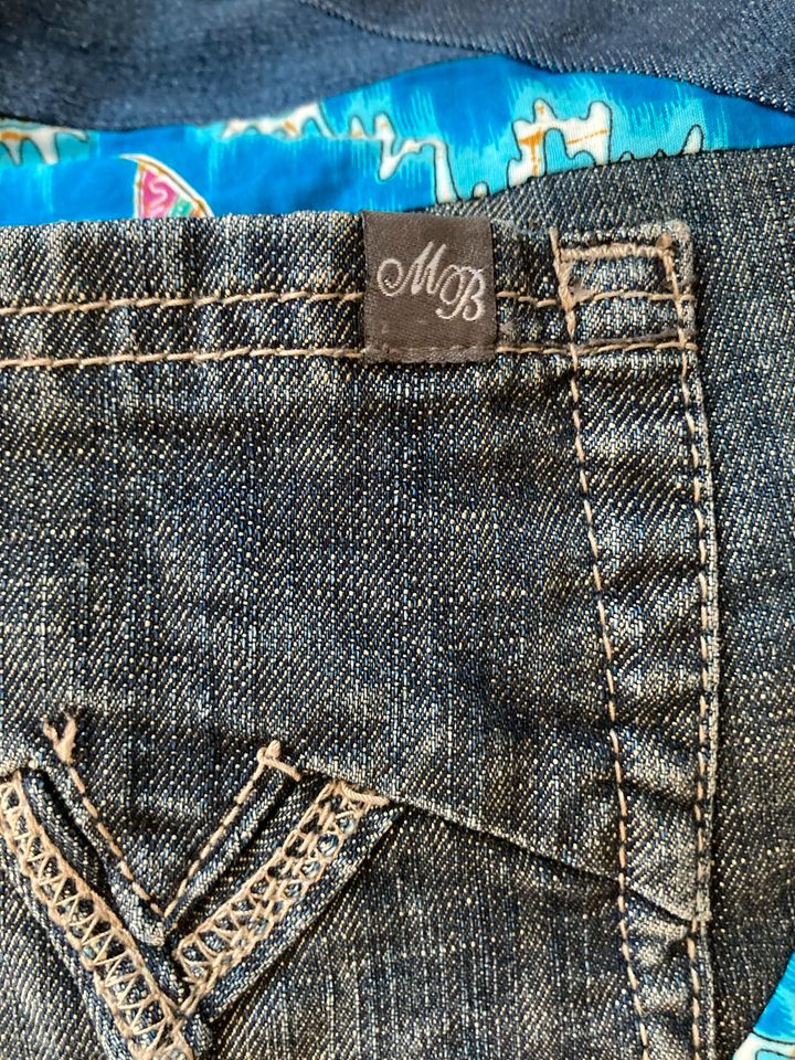 Upcycling Tasche, Bündchen, Jeans, tolle Details in Centrum