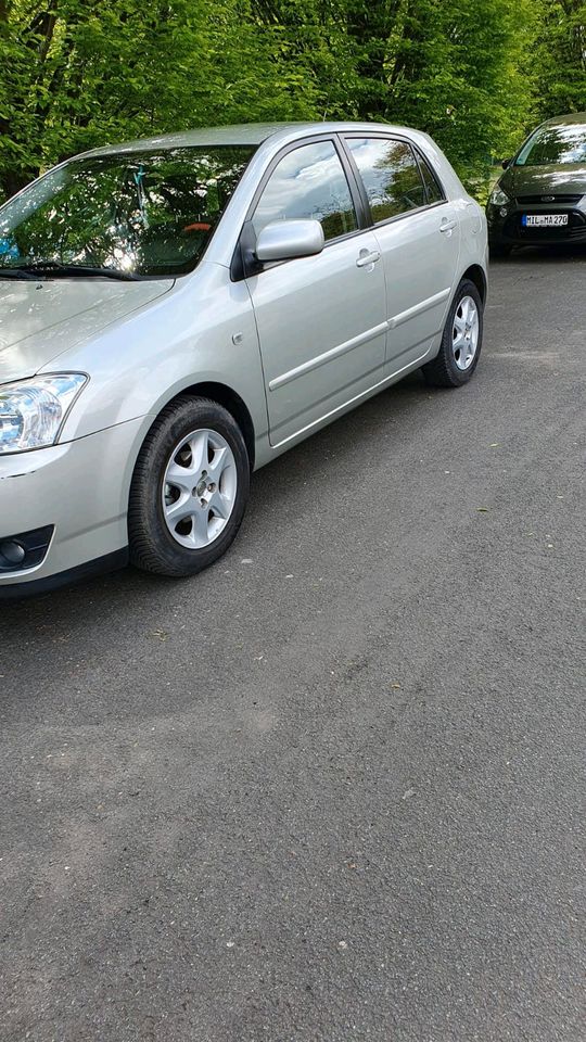 Toyota Corolla 1,6 Edition Combi in Hösbach