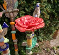 Keramik Stele Rose Kunst Garten Deko Blumenstecker Bad Doberan - Landkreis - Sanitz Vorschau