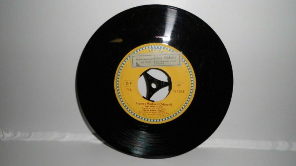 Figaros Hochzeit  ( Mozart ) 7" Vinyl Schallplatte mit Stern in Fulda