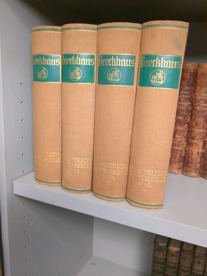 Brockhaus Handbuch des Wissens in vier Bänden in Sprockhövel