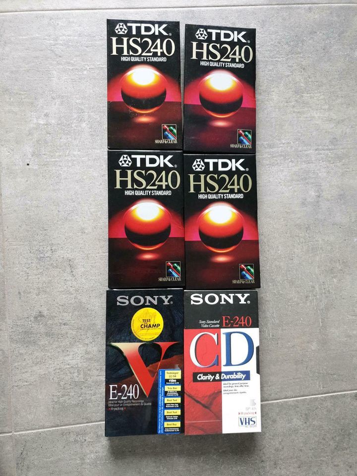 VHS-Kassetten, 6 Stück, TDK und Sony, jeweils 240 Min. in Neuenkirchen