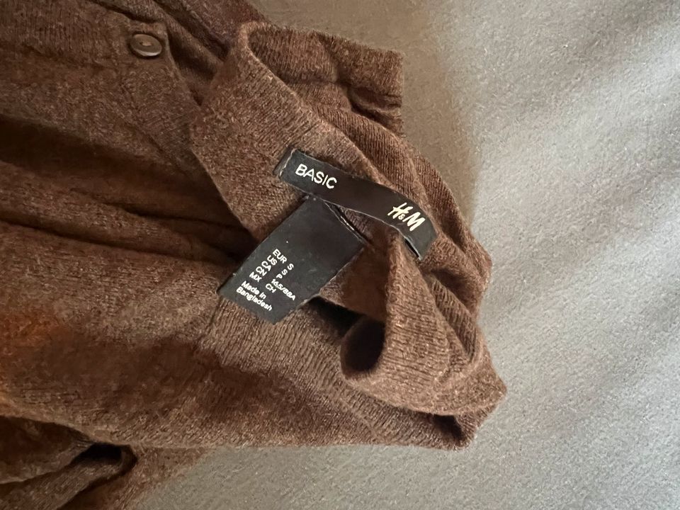 H&M Strickjacke in Bielefeld