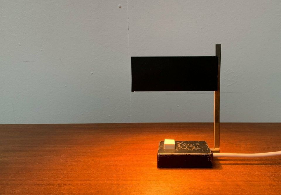 Mid Century Minimalist Table Lamp Tischleuchte zu Space Age 60er in Hamburg