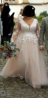 Brautkleid Blumenspitze Rückenausschnitt A-Linie Bayern - Volkach Vorschau