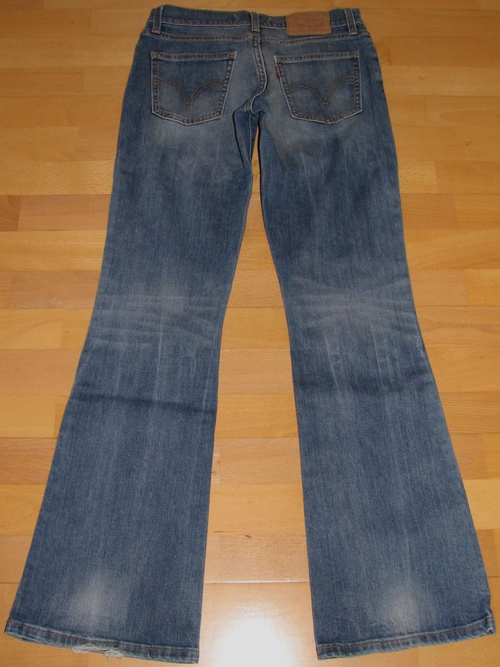 LEVI's 10529 W27 L32 Bootcut Jeans Levis 10 529 Waschung 2358 in Hamburg