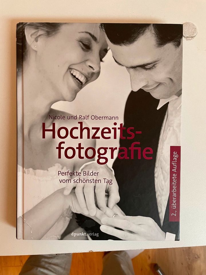 Buch "Hochzeitsfotografie Perfekte Bilder vom schönsten Tag" in Dietramszell