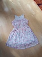 Sommerkleid C&A mit Blumen Größe 152 Kr. München - Unterschleißheim Vorschau