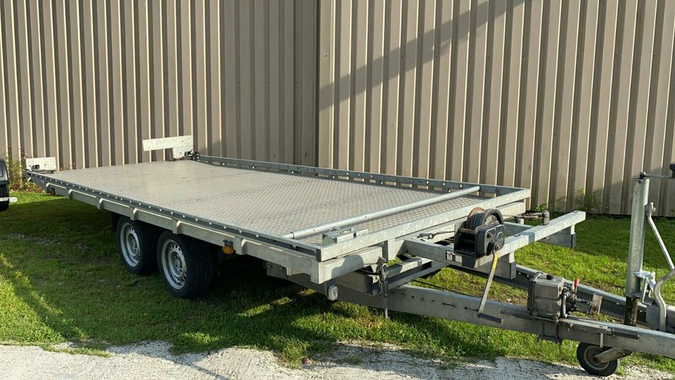 Autotransportanhänger/Trailer/Autoanhänger/Anhänger zu vermieten in Ravensburg